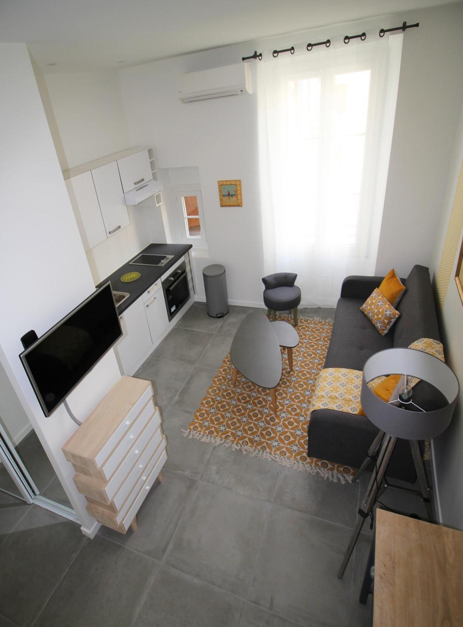 Gioffredo Apartment *